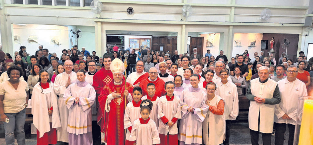 Dom Jorge Pierozan preside missas em paróquias de Santana - Jornal O São Paulo