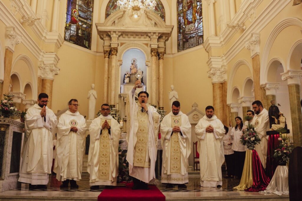 Devoções marianas, ECC e dia de São Camilo de Léllis mobilizam paróquias na Sé - Jornal O São Paulo