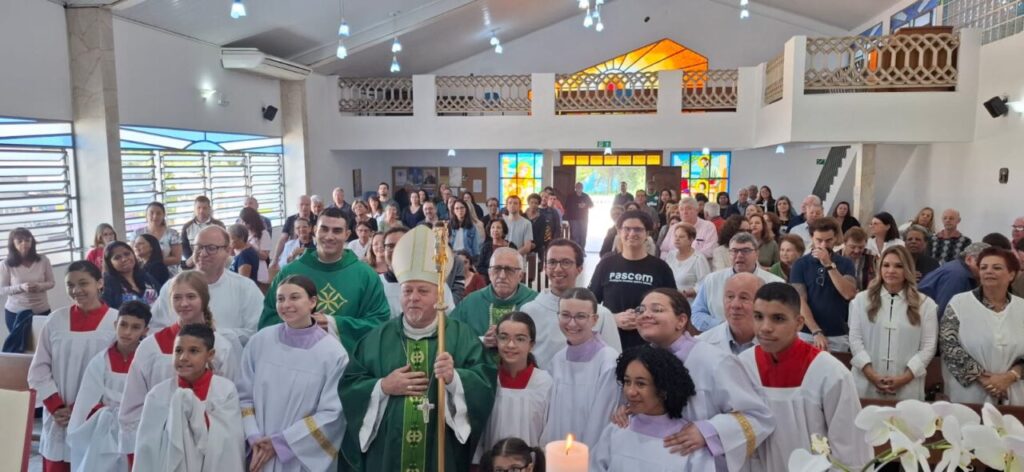 Santana: fiéis e padres do Decanato São Tiago de Zebedeu celebram o padroeiro - Jornal O São Paulo