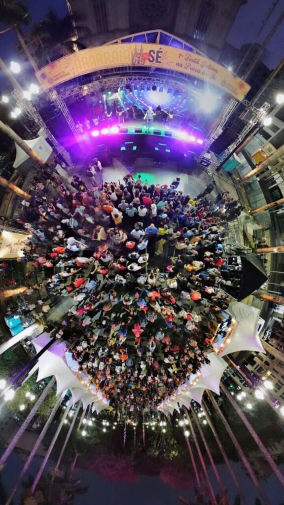 1ª Festa Julina na Praça da Sé soma alegria, solidariedade e esperança  - Jornal O São Paulo