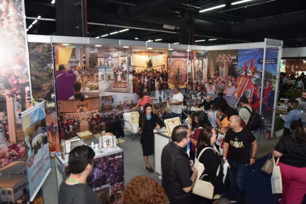 Mais de 30 mil pessoas visitam a ExpoCatólica - Jornal O São Paulo