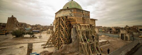 Iraque: Após uma década da invasão pelo Estado Islâmico, cristãos de Mossul reconstroem a cidade - Jornal O São Paulo