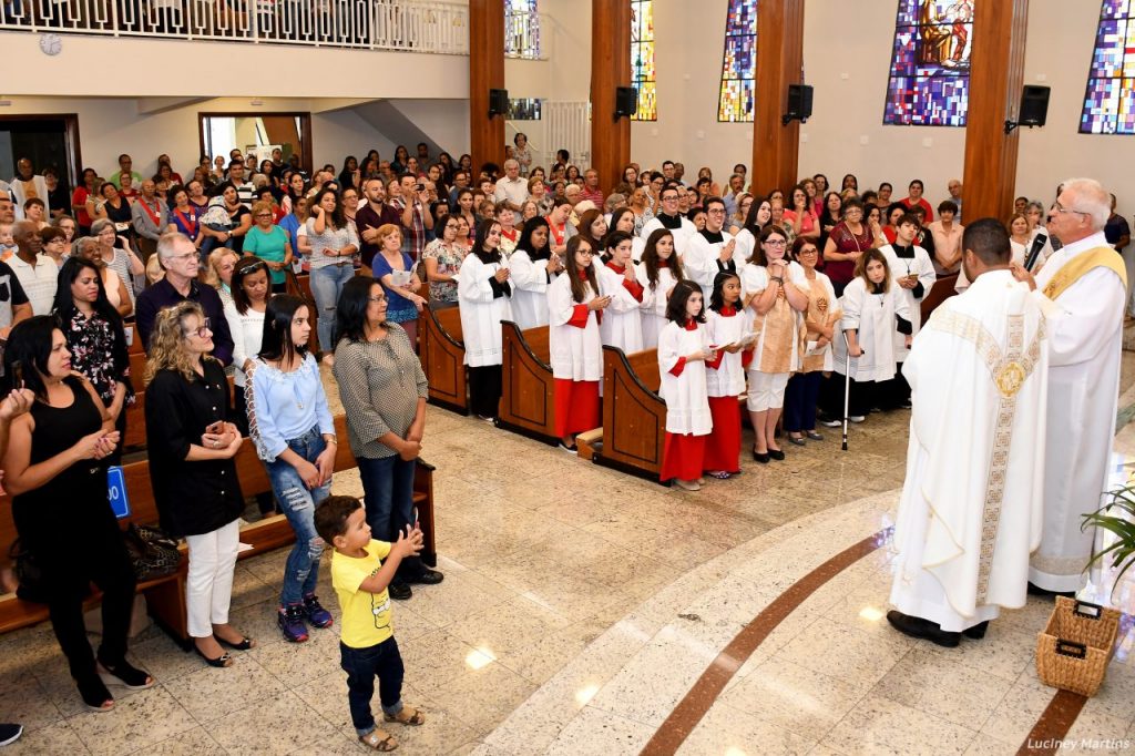 Padre: imagem do Cristo, homem de oração e servidor de Deus no meio do povo - Jornal O São Paulo