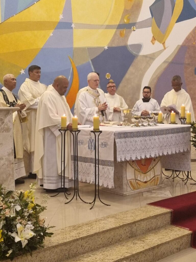 Na Região Belém, Cardeal Scherer dedica igreja e o altar da matriz da Paróquia Imaculada Conceição - Jornal O São Paulo