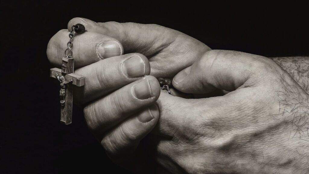 Observatório registra aumento da perseguição a cristãos na Europa - Jornal O São Paulo