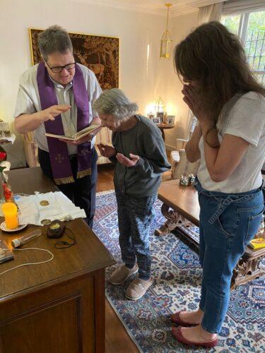 Dom Ângelo faz visita pastoral à Paróquia Nossa Senhora da Esperança - Jornal O São Paulo