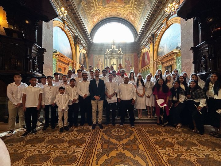 Sé: Dom Rogério preside missas com Crismas e dialoga com lideranças missionárias - Jornal O São Paulo