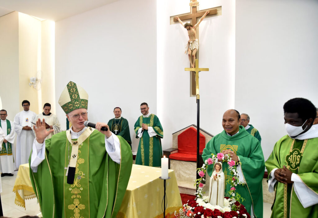Em missa solene, Dom Odilo cria a Paróquia Nossa Senhora das Flores - Jornal O São Paulo