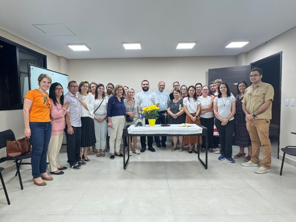 Dom Rogério realiza visita pastoral à Paróquia Santo Inácio de Loyola e São Paulo