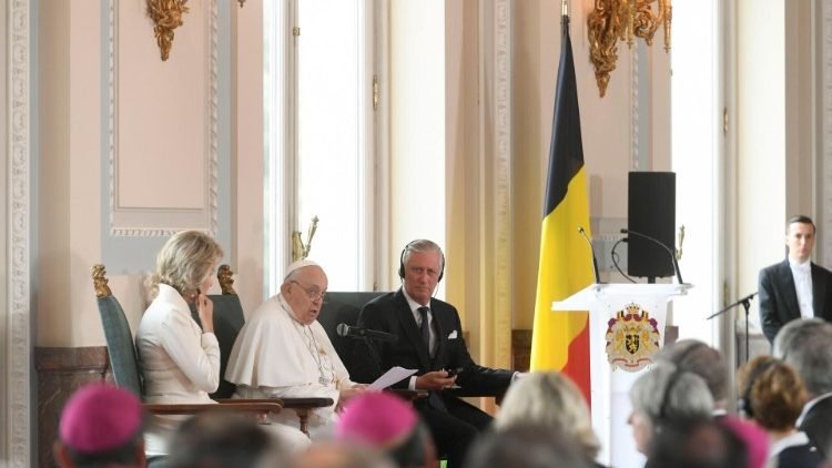 Em Luxemburgo e na Bélgica, Papa Francisco trata de grandes dilemas da sociedade e da Igreja europeias - Jornal O São Paulo