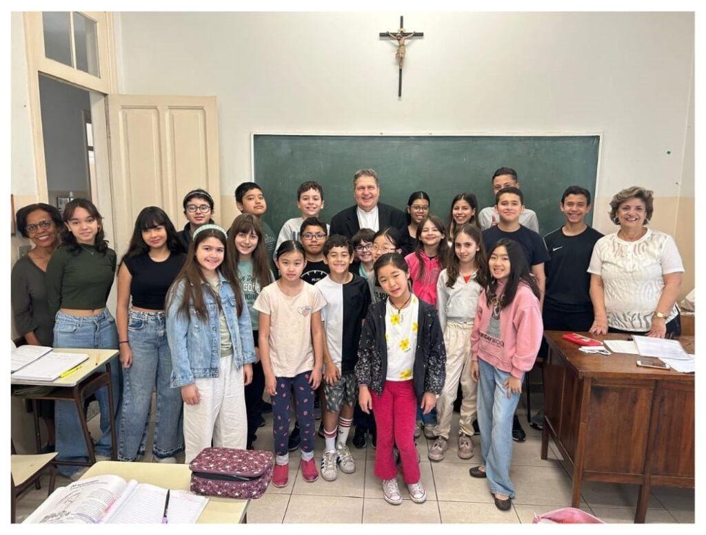 Dom Ângelo faz visita pastoral à Paróquia Nossa Senhora da Saúde - Jornal O São Paulo