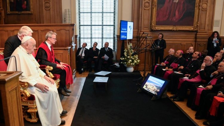 ‘Precisamos de uma cultura que alargue as fronteiras’, diz o Papa a acadêmicos na Bélgica - Jornal O São Paulo