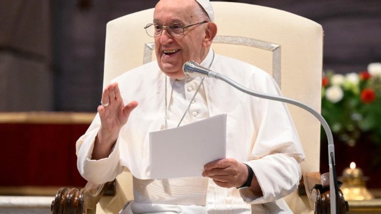 Francisco aos Padres Teatinos: ‘Somos pedras vivas da Igreja’ - Jornal O São Paulo