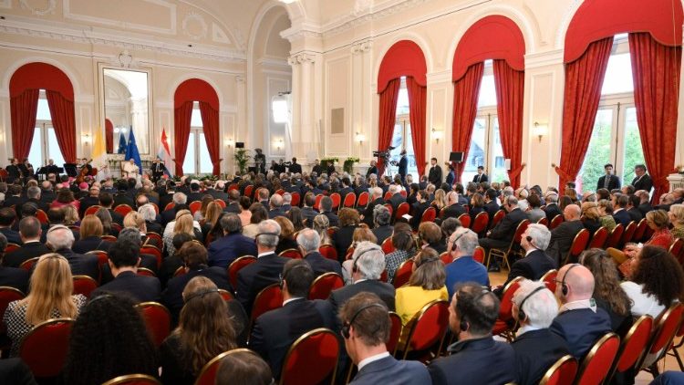 Papa em Luxemburgo: servir é o mais alto título de nobreza - Jornal O São Paulo