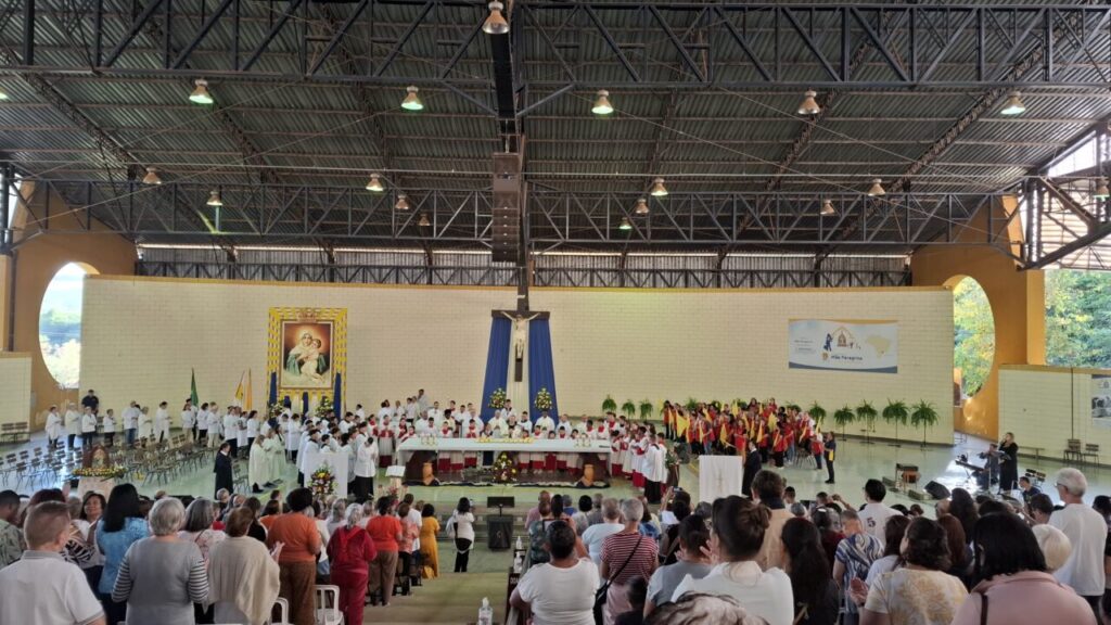 Belém: centenas de fiéis peregrinam ao Santuário da Mãe e Rainha de Schoenstatt - Jornal O São Paulo