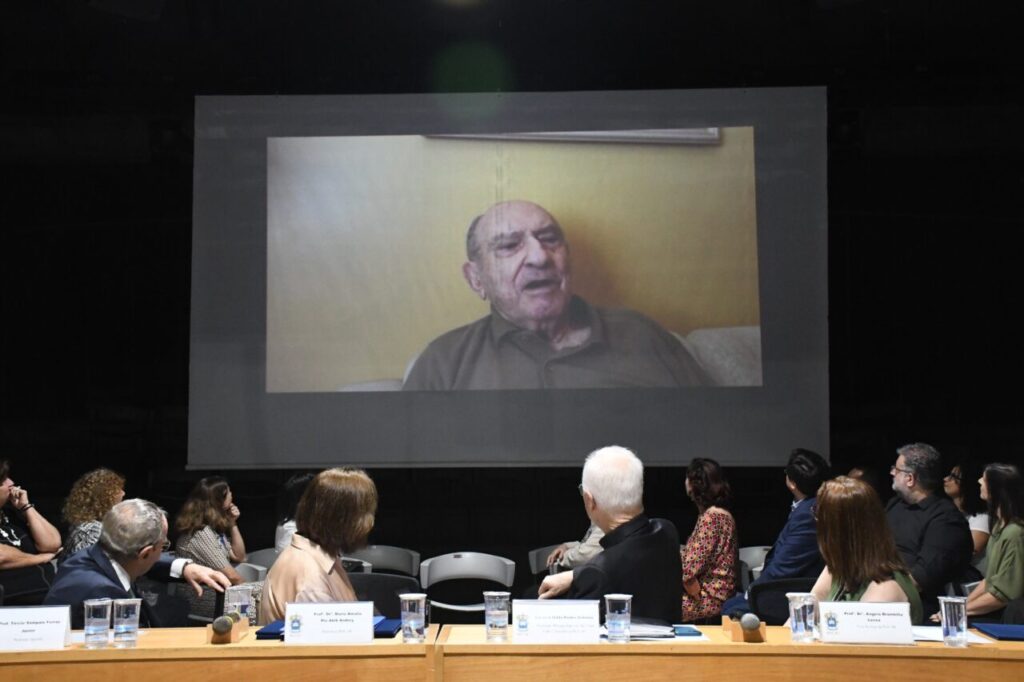 PUC-SP confere a 3 docentes a honraria de Professor Emérito, em cerimônia com a presença de Dom Odilo - Jornal O São Paulo