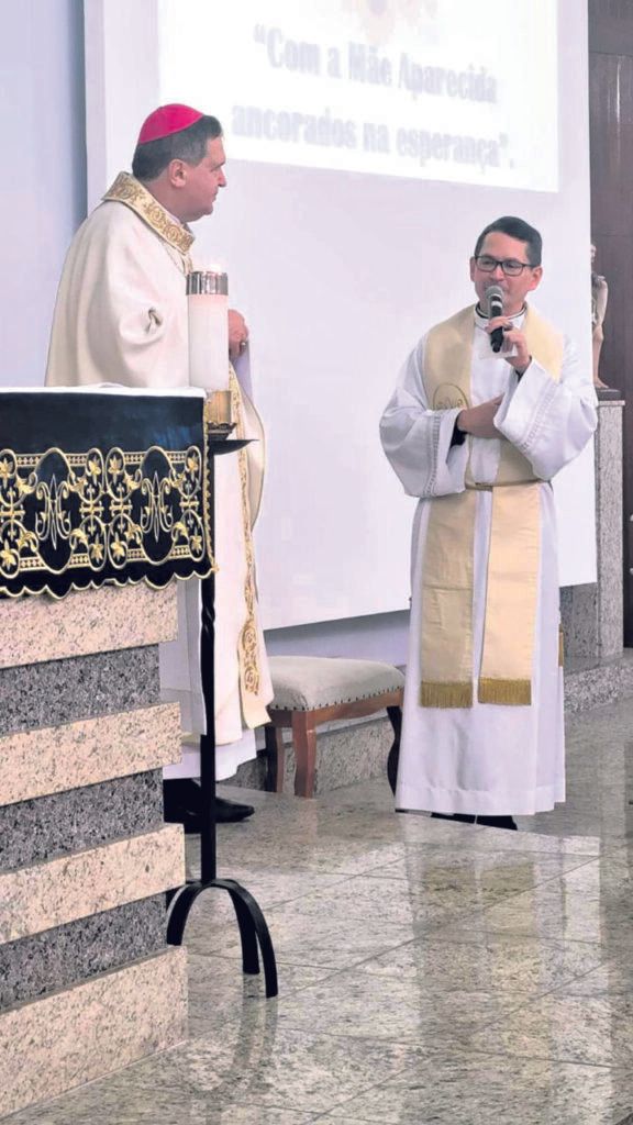 Em paróquias do Ipiranga, Dom Ângelo celebra padroeiros e confere o sacramento da Crisma - Jornal O São Paulo