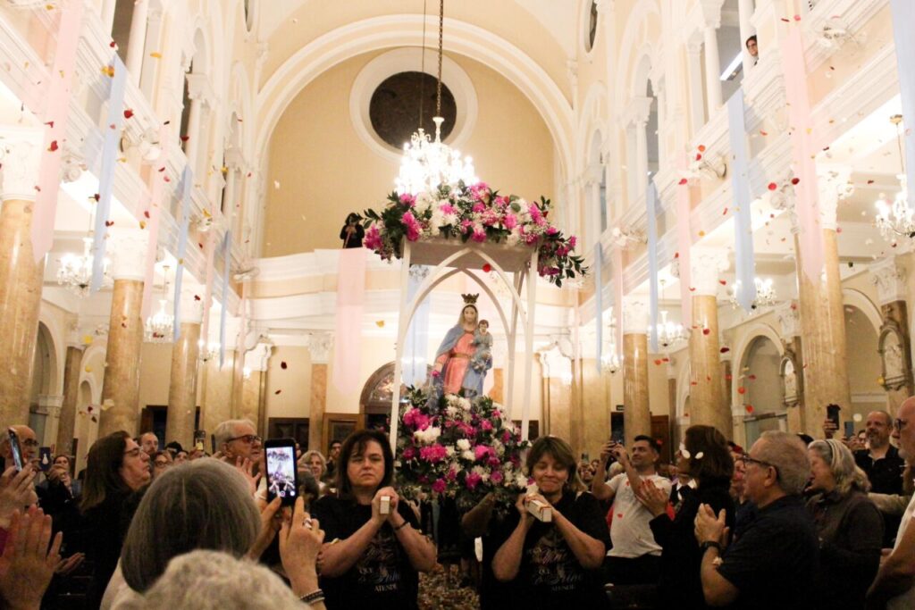 Ações sociais, festas de padroeiros e Crismas são destaques na Sé - Jornal O São Paulo