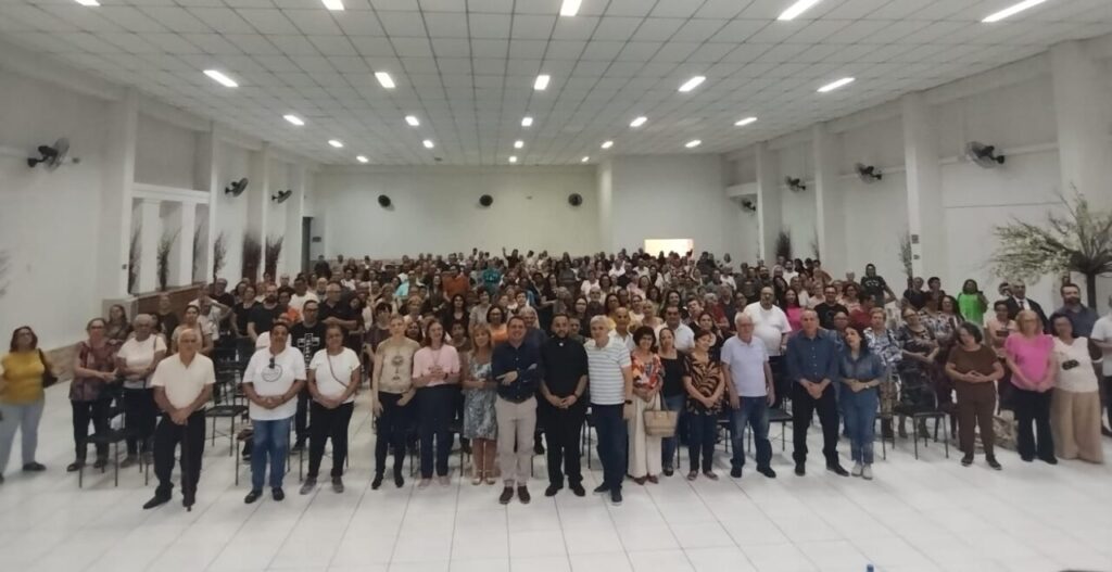 Festas de padroeiros, formações e missas com Crismas são destaques na Região Belém - Jornal O São Paulo