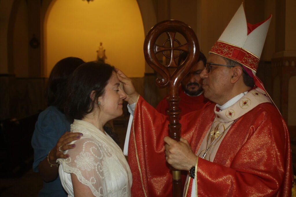 Dom Edilson encoraja pastoralmente os fiéis da Paróquia Cristo Rei - Jornal O São Paulo