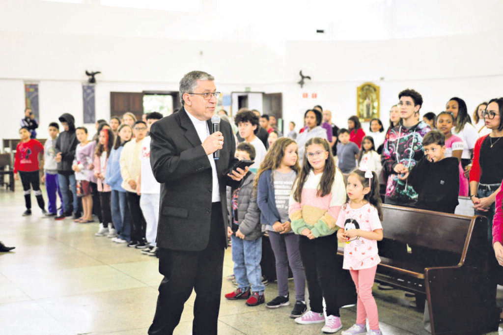Dom Edilson realiza visita pastoral à Paróquia São Patrício - Jornal O São Paulo