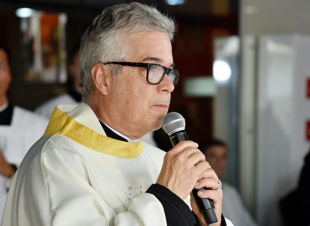 No Dia de Finados, enlutados encontram acolhimento em tendas de oração e de conversa em cemitérios - Jornal O São Paulo