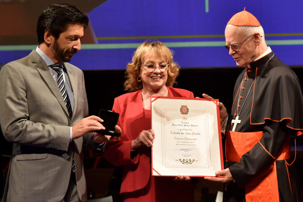Prefeitura e Câmara Municipal conferem honrarias a Dom Odilo pelo bem feito à cidade - Jornal O São Paulo