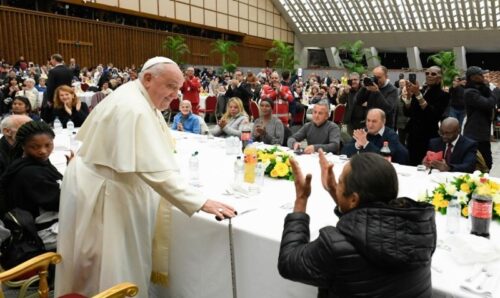 Francisco: ‘Não nos esqueçamos dos pobres’ - Jornal O São Paulo