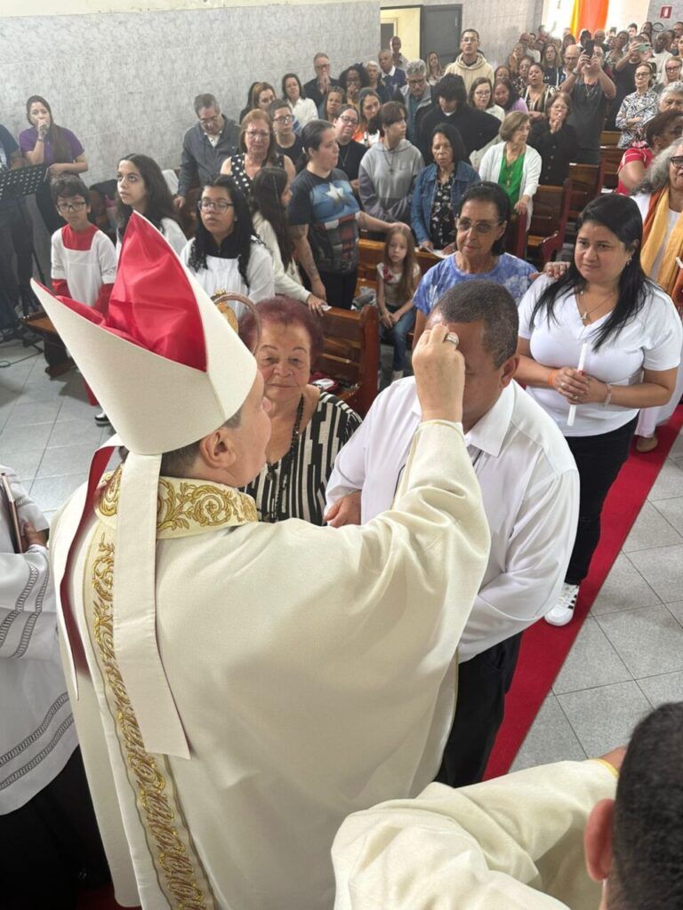 No Ipiranga, Dom Ângelo preside missas com crisma e festa de padroeira - Jornal O São Paulo