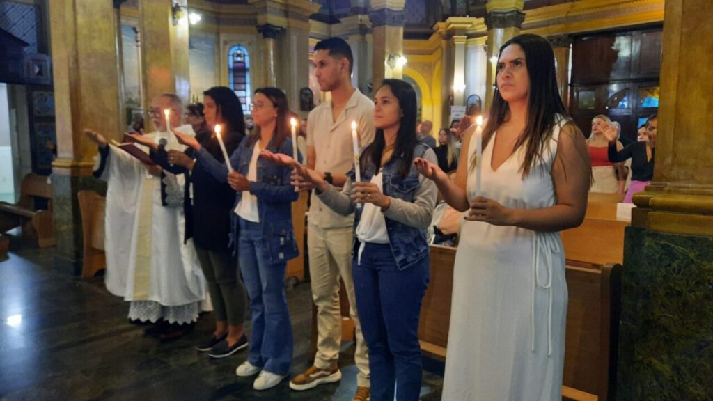 Sé: Crismas, festas de padroeiros e encontro de religiosas consagradas são os destaques - Jornal O São Paulo