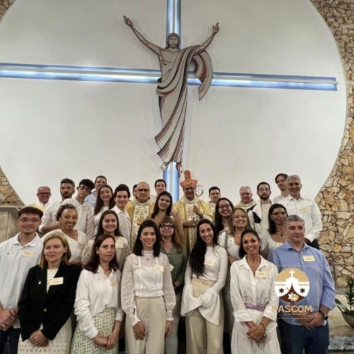 Sé: Crismas, festas de padroeiros e encontro de religiosas consagradas são os destaques - Jornal O São Paulo