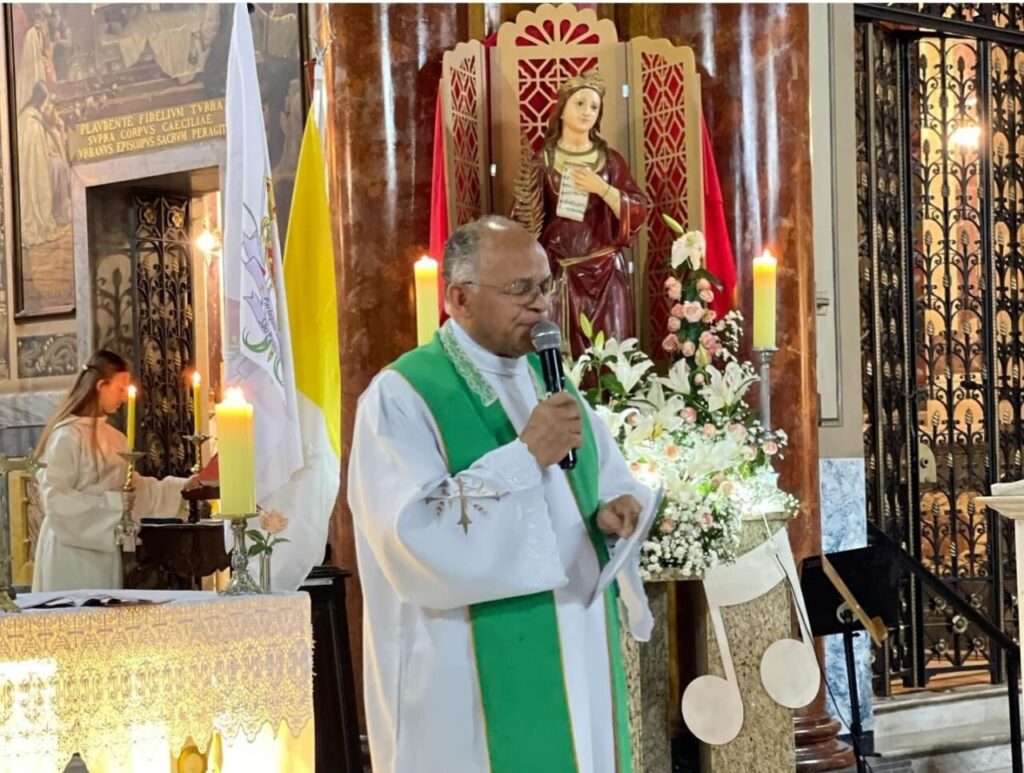 Sé: Crismas, festas de padroeiros e encontro de religiosas consagradas são os destaques - Jornal O São Paulo