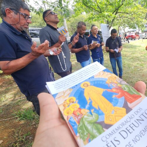 No Dia de Finados, enlutados encontram acolhimento em tendas de oração e de conversa em cemitérios - Jornal O São Paulo