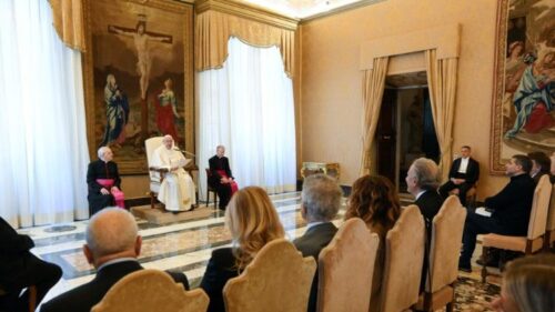 Papa aos médicos: ‘Cuidar sempre, nenhuma vida deve ser descartada’ - Jornal O São Paulo