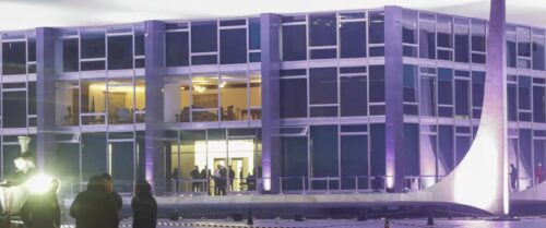 Polícia Federal inicia investigação sobre ataque na Praça dos Três Poderes em Brasília - Jornal O São Paulo