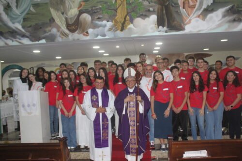 Lapa: Dom Edilson dá posse a pároco, preside crismas e participa de momentos formativos - Jornal O São Paulo