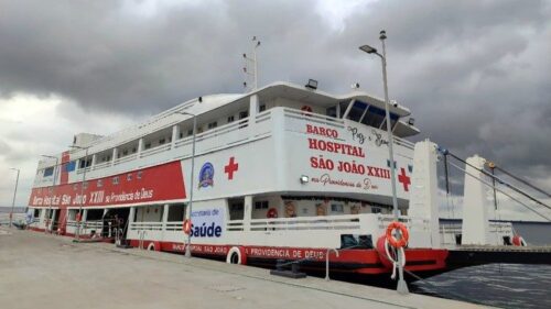 Barco Hospital São João XXIII inicia sua missão levando saúde às comunidades ao longo do Amazonas - Jornal O São Paulo