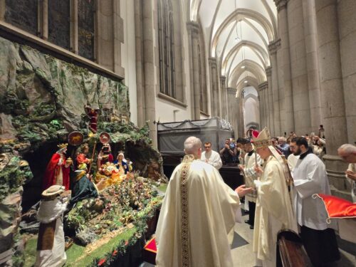 ‘Nesta noite do Natal, deixemo-nos também atrair pela luz’ - Jornal O São Paulo