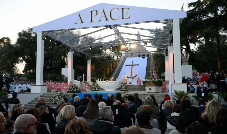 Na Córsega, Papa propõe ‘laicidade saudável’ e alerta para instrumentalização da fé popular - Jornal O São Paulo