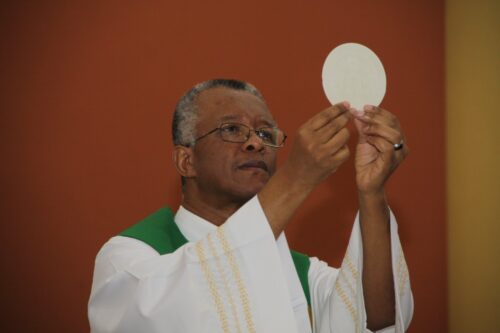 Morre o Padre Gilberto Orácio de Aguiar - Jornal O São Paulo