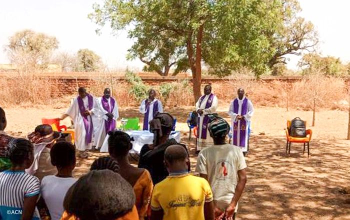 Padre, uma das missões mais perigosas do mundo - Jornal O São Paulo