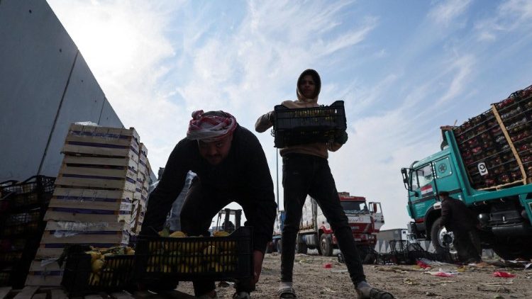 Santa Sé: bloquear ajuda humanitária em zonas de guerra viola a dignidade humana - Jornal O São Paulo