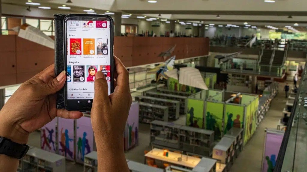 Biblioteca digital gratuita do Governo de SP tem alta de 25% nos empréstimos de livros; saiba como funciona - Jornal O São Paulo