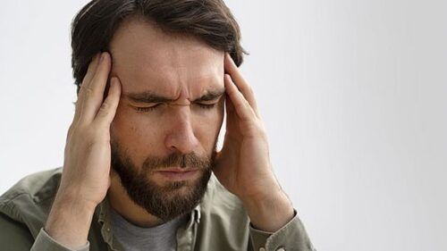 Enxaqueca pode ter incidência e intensidade aumentadas no verão - Jornal O São Paulo