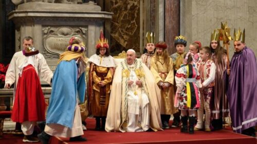 Papa: como Maria, proteger a vida e buscar a dignidade para todos - Jornal O São Paulo