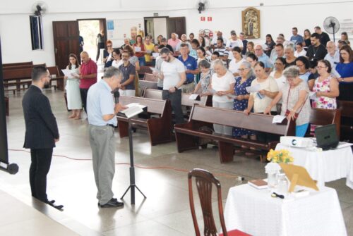 Ministros extraordinários da Sagrada Comunhão participam de encontro formativo - Jornal O São Paulo
