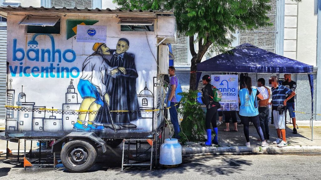 Formações, posse de padres e ações caritativas em destaque na Sé - Jornal O São Paulo