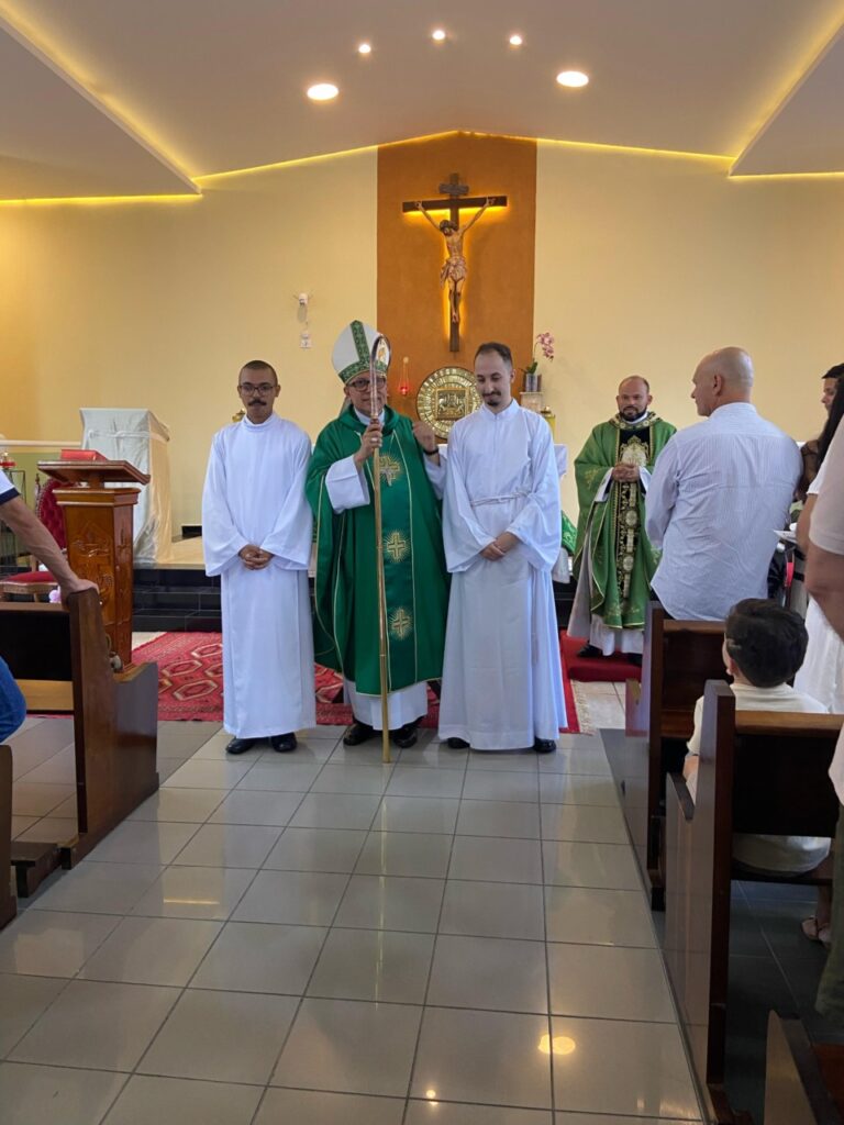 Dom Edilson preside missas em paróquias no Morro Doce e na Vila Hamburguesa - Jornal O São Paulo