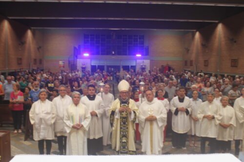 Dom Edilson preside missas em paróquias no Morro Doce e na Vila Hamburguesa - Jornal O São Paulo