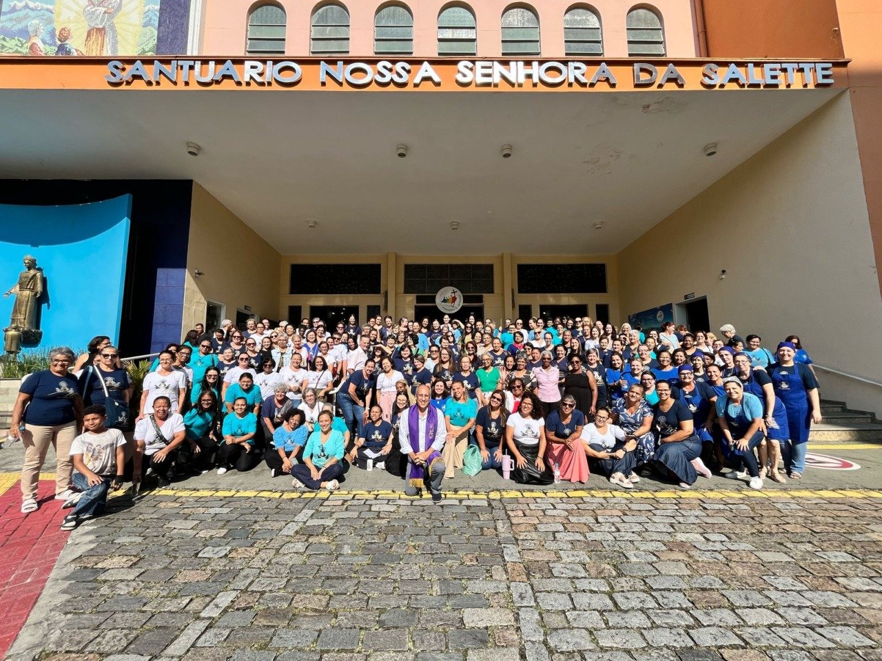 Integrantes do movimento Mães que Oram pelos Filhos peregrinam no Ano Jubilar - Jornal O São Paulo